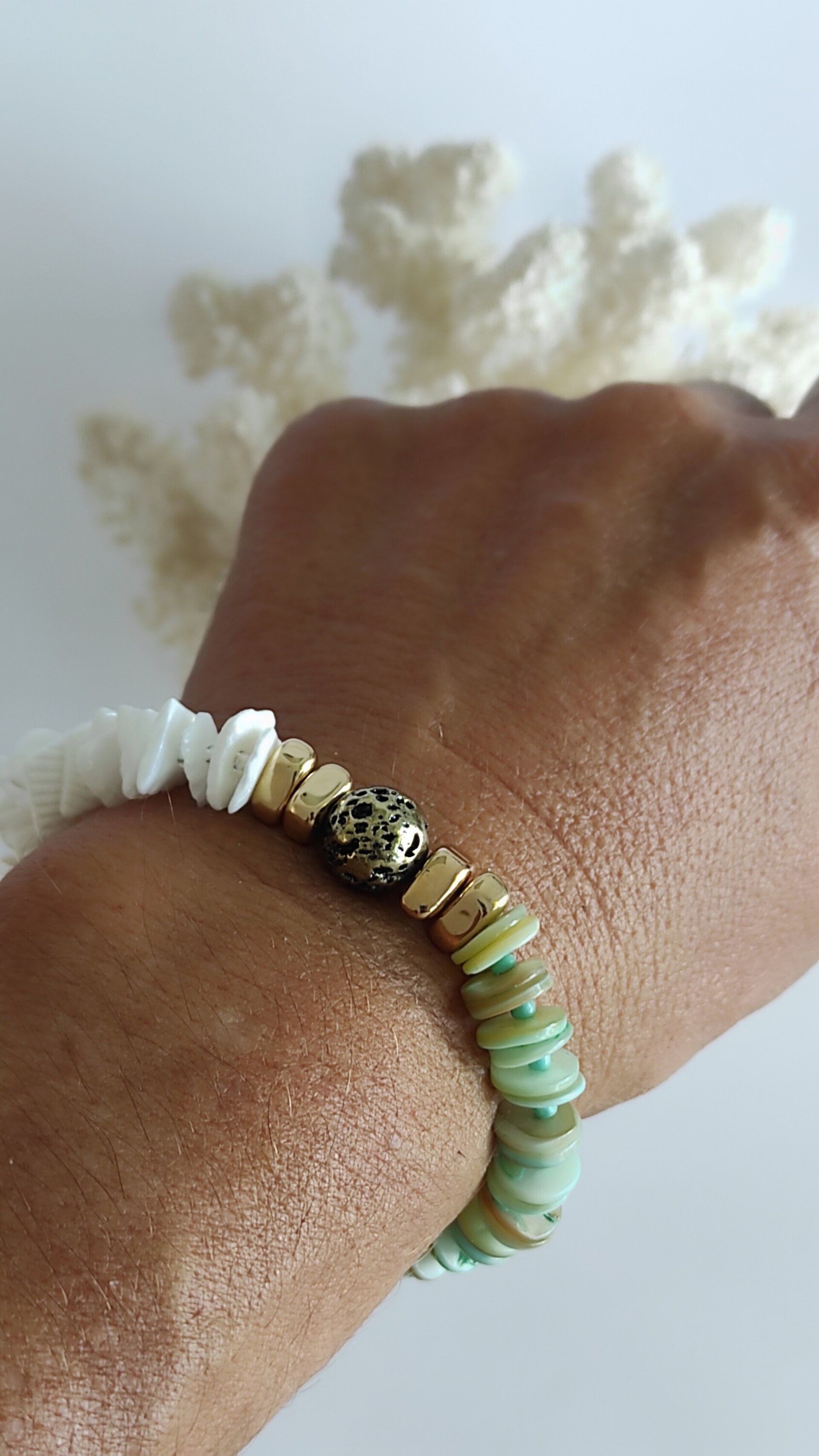 Pulsera nácar y concha natural blanca - 2