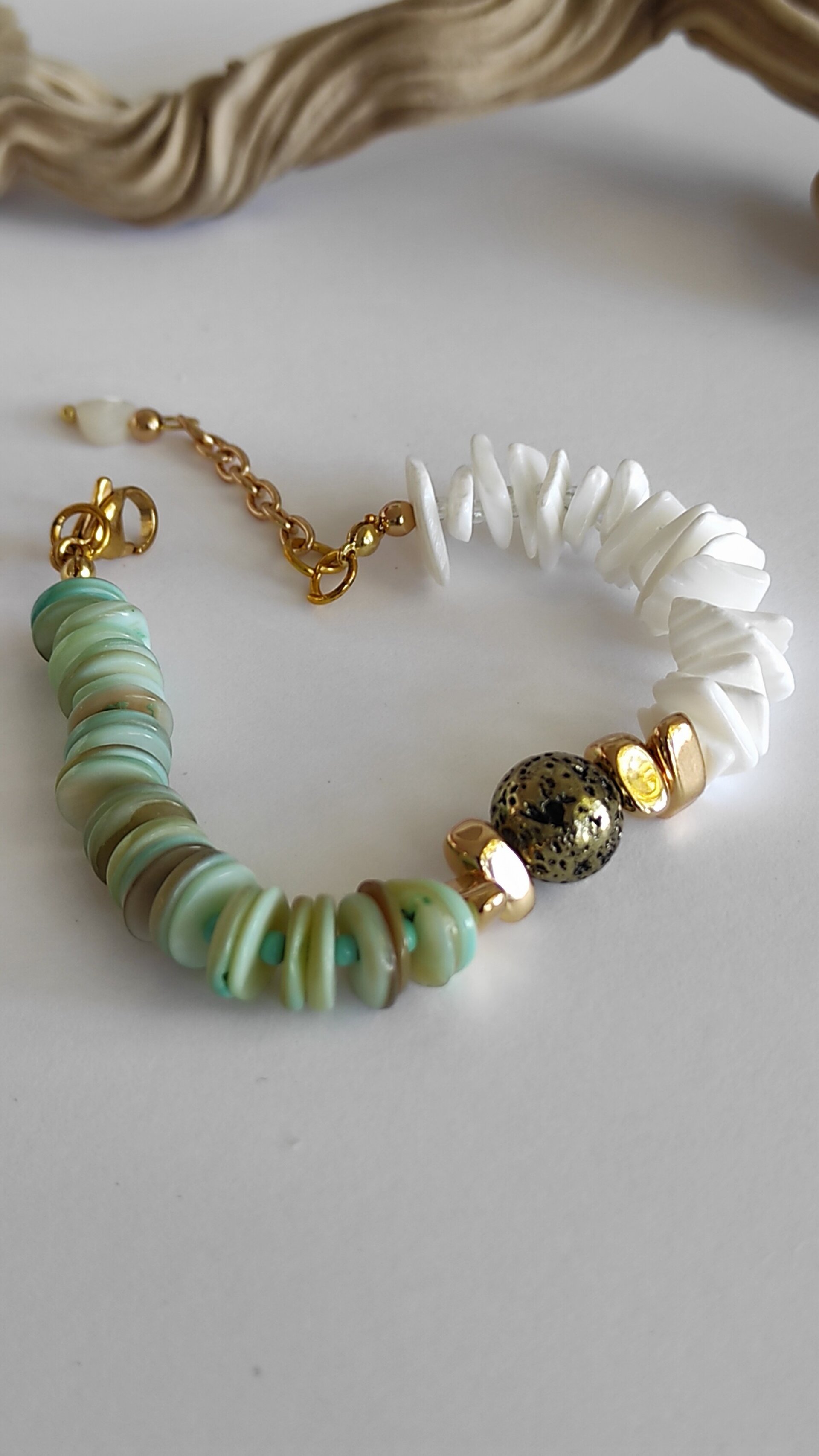 Pulsera nácar y concha natural blanca - 3