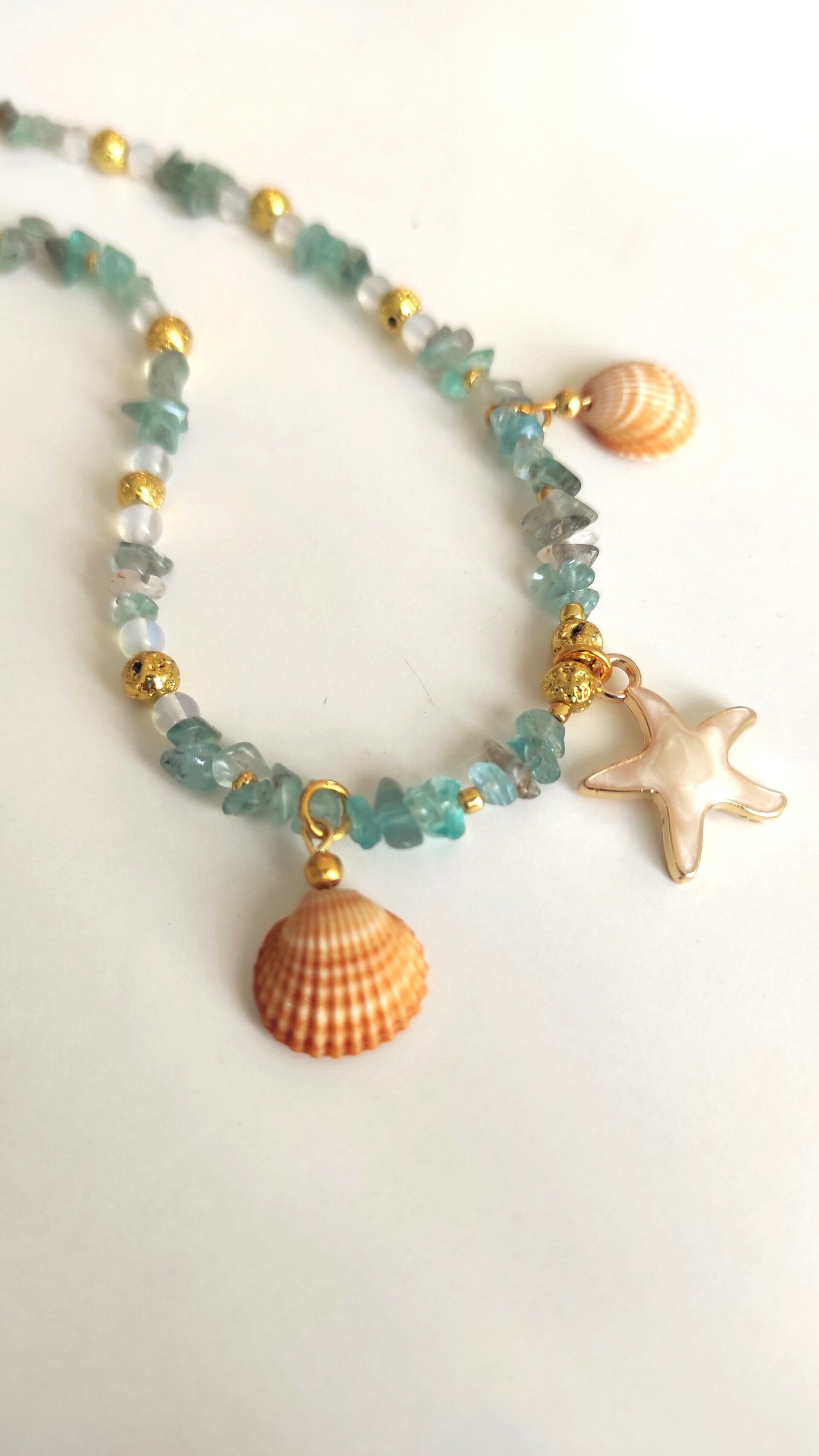 Collar gargantilla agua marina y estrella de mar blanca. - 2