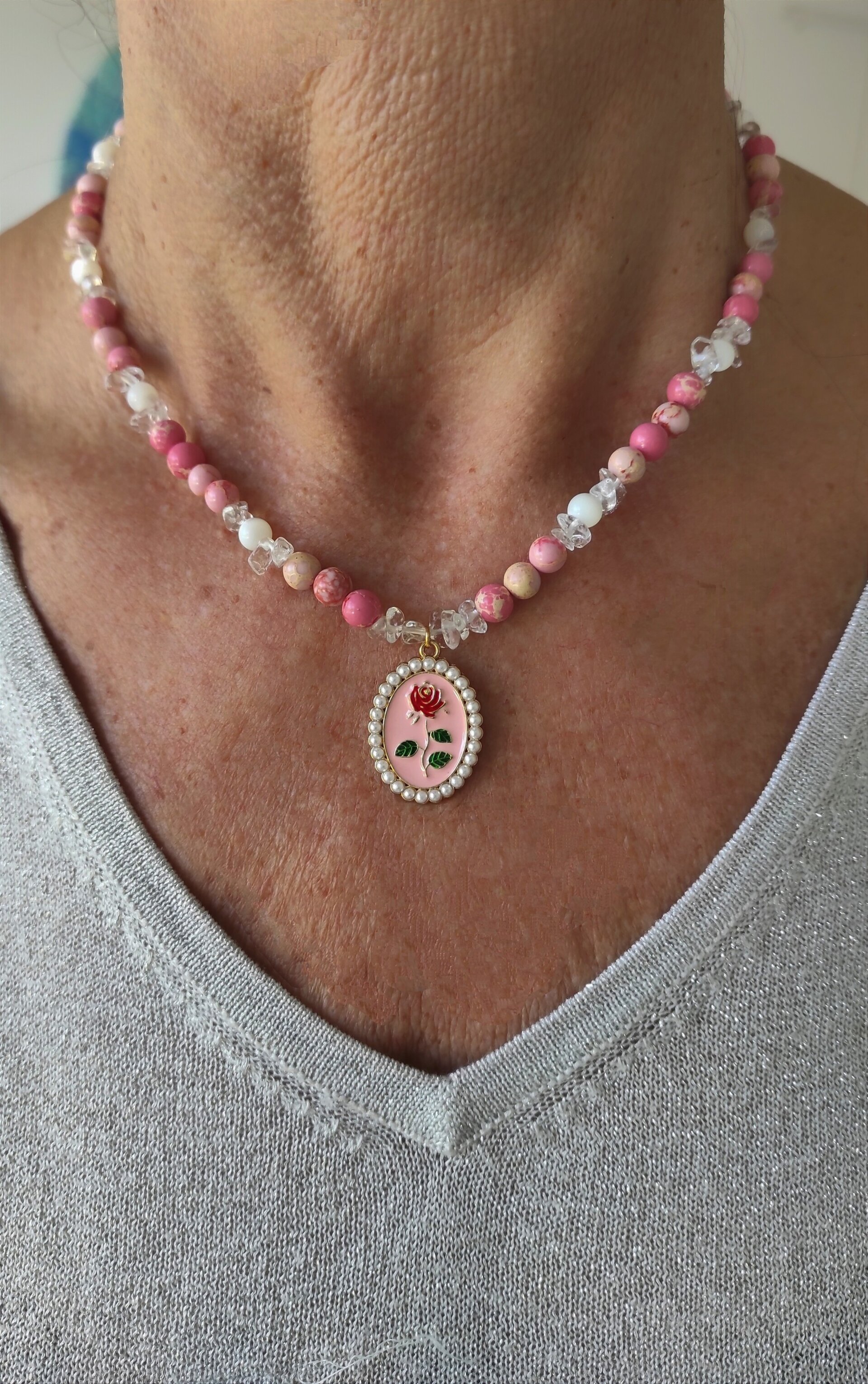 Collar jaspe oceánico con flor rosa - 5