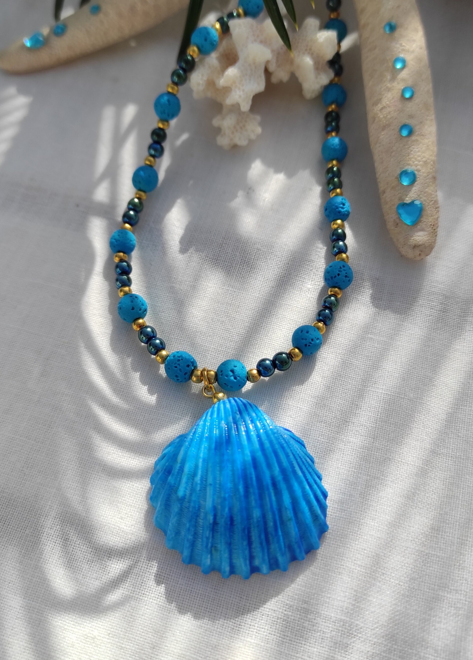 Collar Concha turquesa y piedra de lava - 3