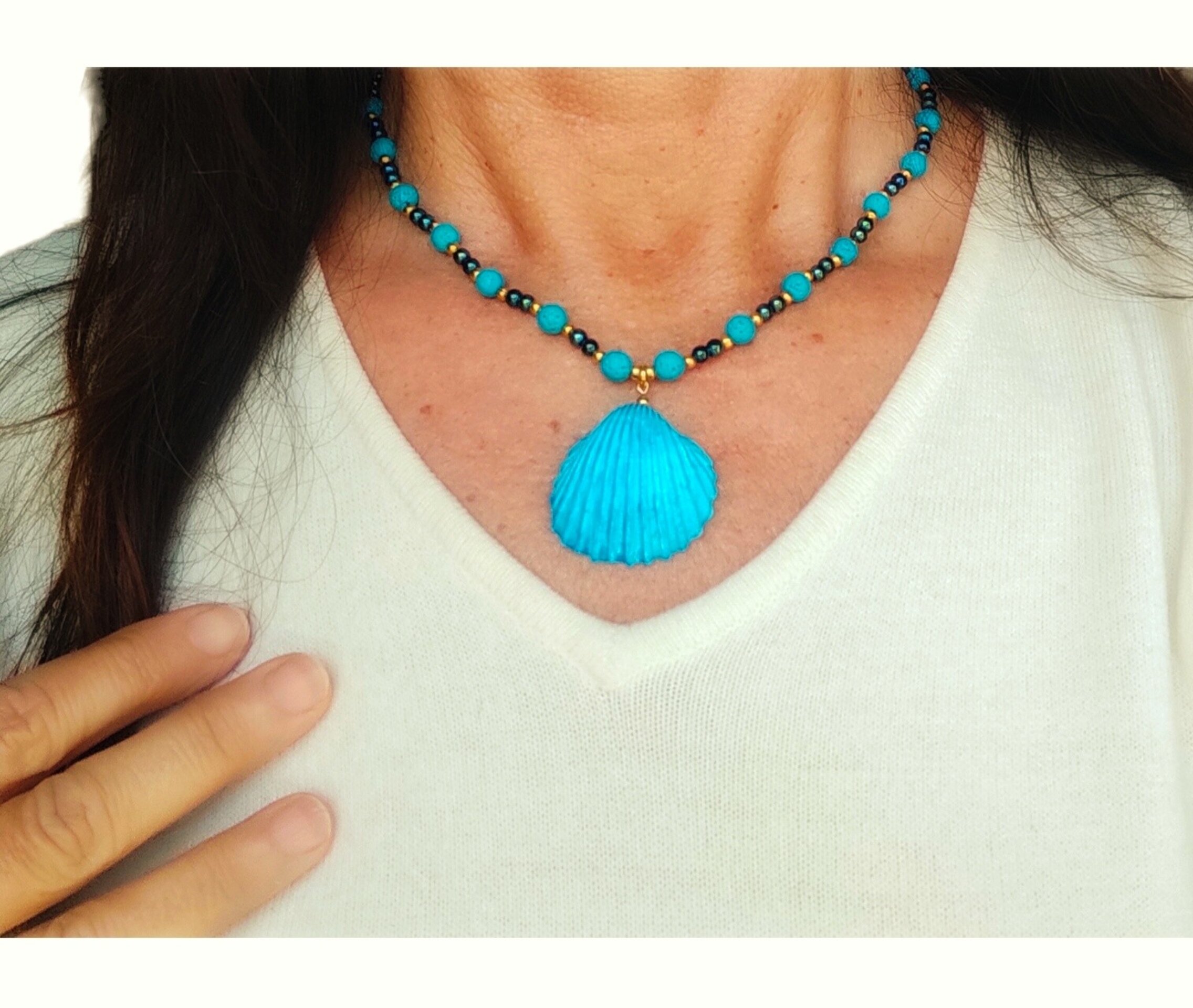 Collar Concha turquesa y piedra de lava - 4