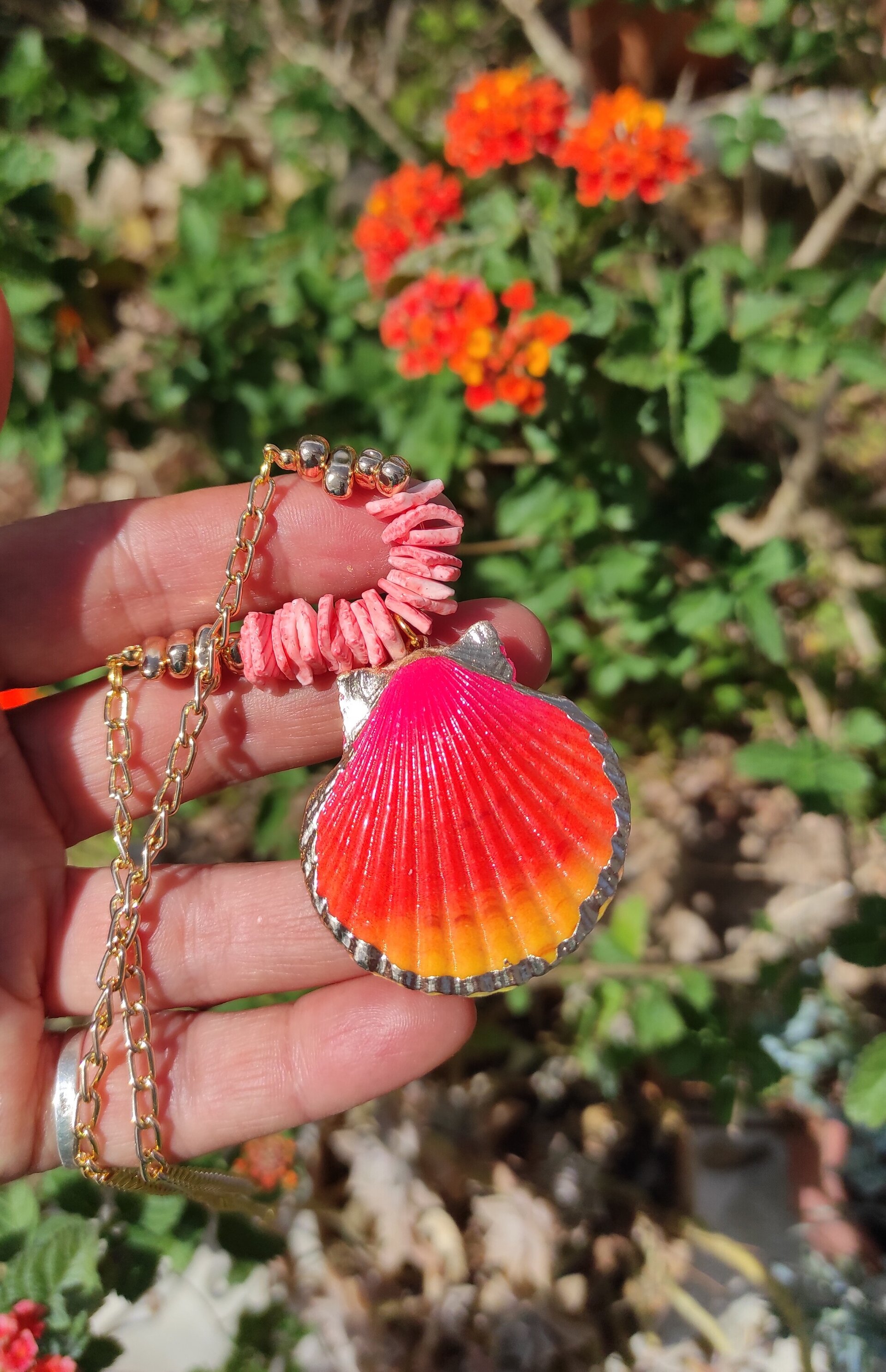 Collar cadena y Concha de Vieira natural naranja - 3