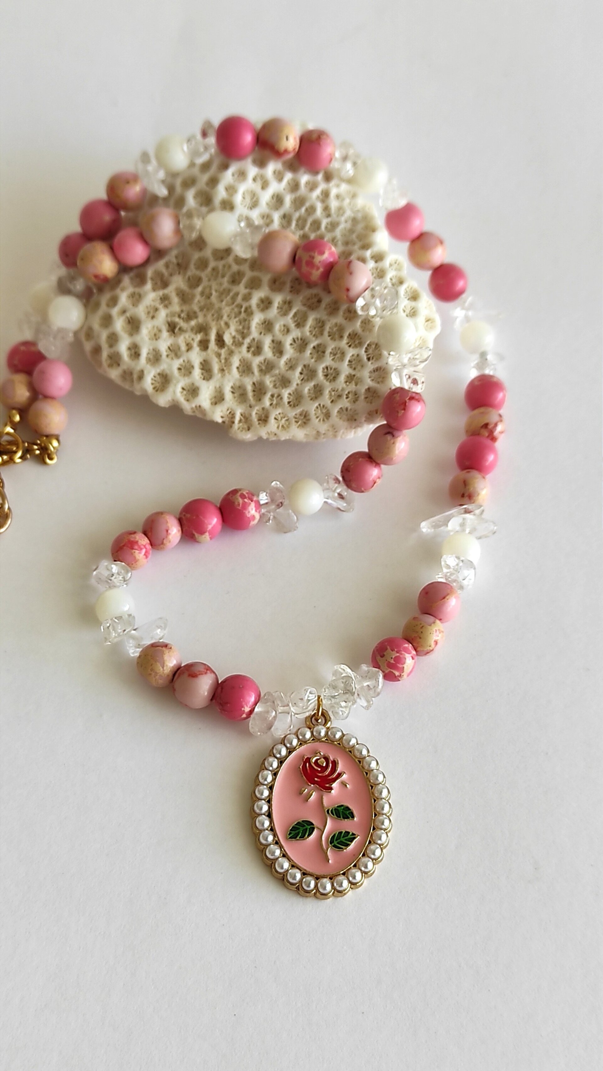 Collar jaspe oceánico con flor rosa - 4