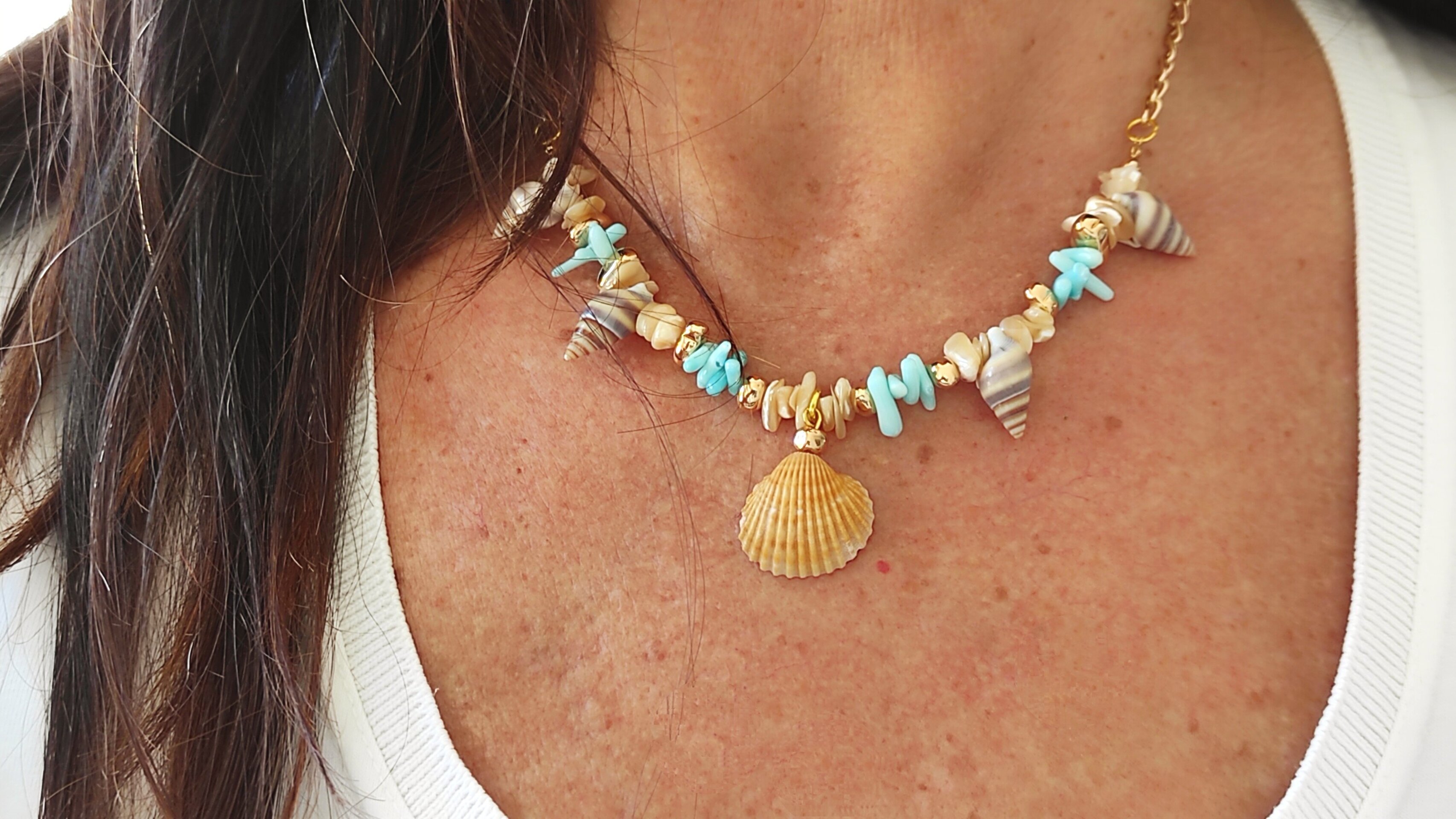 Collar Concha, caracolas y coral - 3